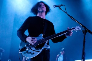 jack-white-se-enoja-y-se-va-del-escenario