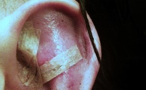 Marilyn Manson casi pierde una oreja en pelea marilyn-manson-casi-pierde-una-oreja-en-pelea