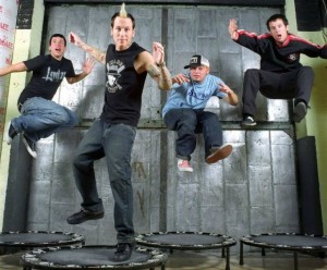 jeremy-mckinnonde-de-a-day-to-remember-har-una-aparicin-en-la-nueva-cancin-de-mest