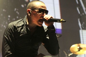 chester-bennington-quiere-hacer-muchas-canciones-con-stp