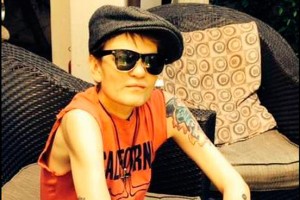 deryck-whibley-de-sum-41-afirma-que-iggy-pop-lo-ha-ayudando-a-recuperarse-de-sus-problemas-de-alcoholismo