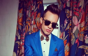 Checa aquí el nuevo video de Panic! At The Disco: “Girls/Girls/Boys” (Director’s Cut) checa-aqu-el-nuevo-video-de-panic-at-the-disco-girlsgirlsboys-directors-cut-