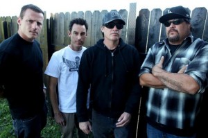 Escucha el nuevo disco de Pennywise: ‘Yesterdays’ escucha-el-nuevo-disco-de-pennywise--yesterdays
