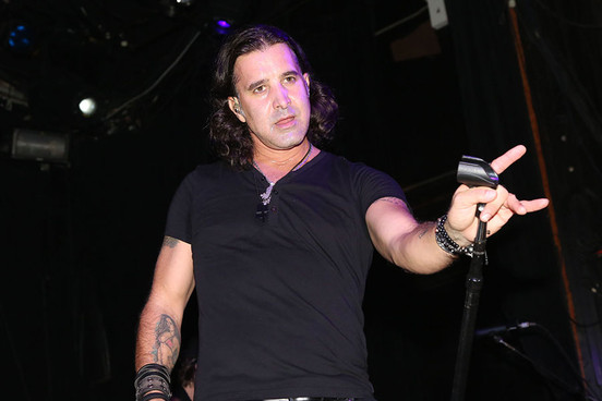 scott-stapp-vocalista-de-creed-pide-dinero-a-sus-fans-