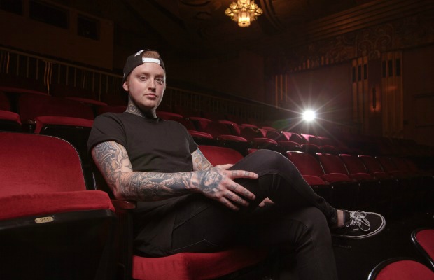 jesse-lawson-exsleeping-with-sirens-estrena-sencillo