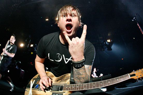 tom-delonge-anuncia-disco-solista-tras-su-salida-de-blink-182