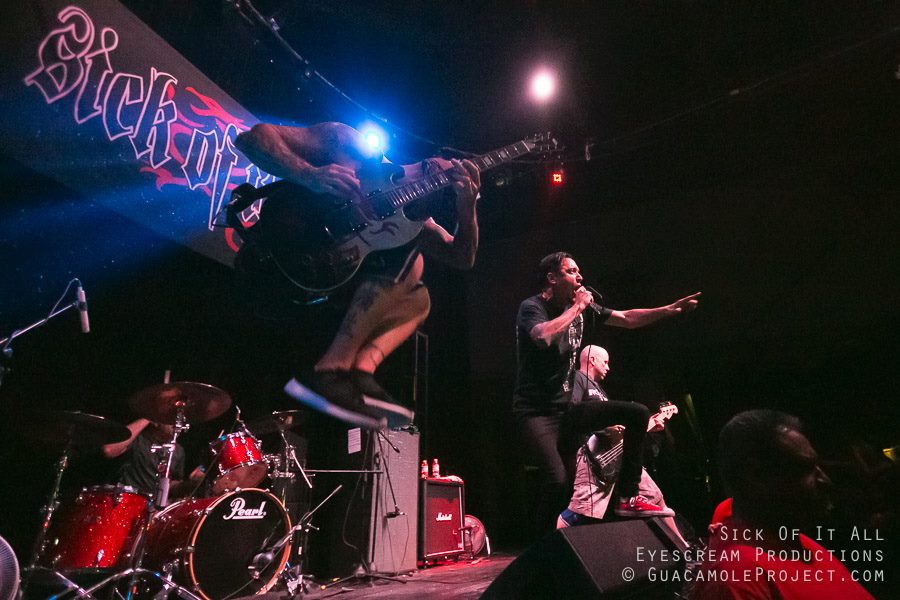 la-noche-hardcore-de-sick-of-it-all-y-cromags