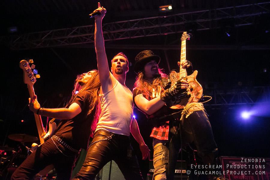 mgo-de-oz-hizo-bailiar-el-pabelln-del-palacio-resenas-sin-categoria