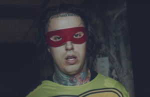 los-miembros-de-falling-in-reverse-se-disfrazaron-de-las-tortugas-ninja-y-las-cosas-se-pusieron-un-poco-extraas-noticias-sin-categoria