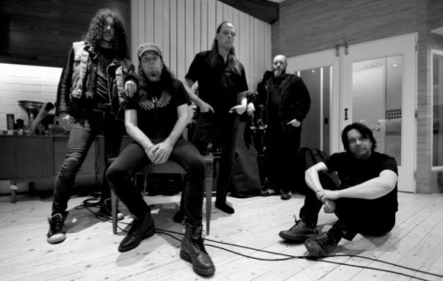 candlemass-lanzar-behind-the-wall-of-doom-una-recopilacin-de-30-aos-de-3cds-y-2dvds-en-abril-noticias-sin-categoria