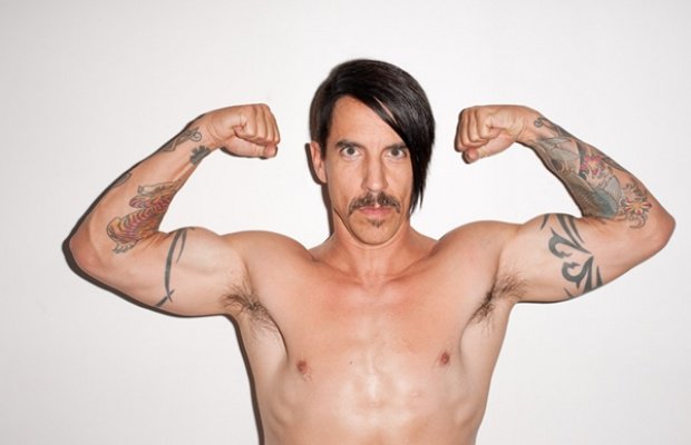 vocalista-de-red-hot-chili-peppers-hospitalizado-noticias-sin-categoria
