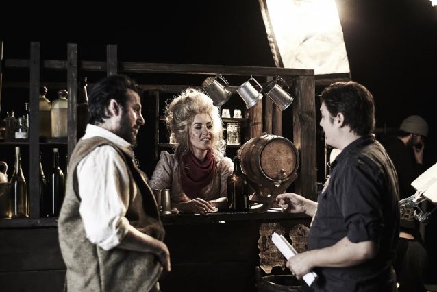 alissa-whitegluz-de-arch-enemy-interpretar-a-la-primer-asesina-serial-de-amrica-en-american-murder-song-noticias-sin-categoria