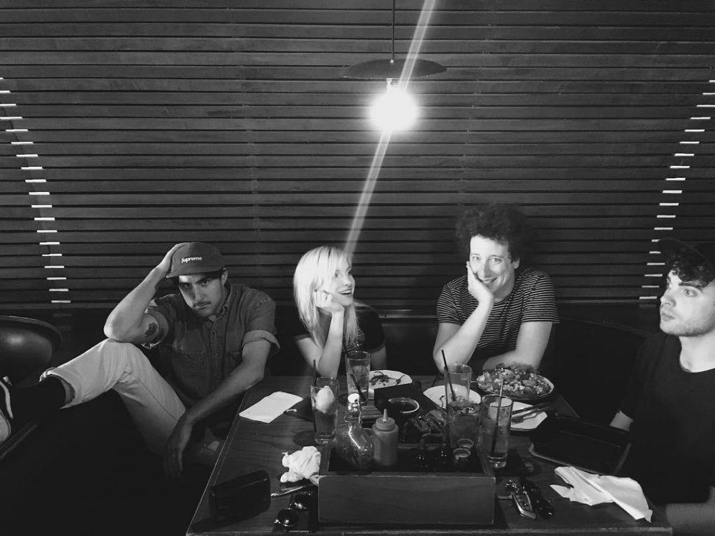 zac-farro-baterista-original-de-paramore-dice-que-tocar-en-el-nuevo-lbum-de-la-banda-es-como-una-segunda-oportunidad-noticias-sin-categoria