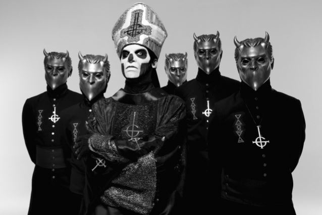 exmiembros-de-ghost-demandan-a-papa-emeritus-noticias-sin-categoria