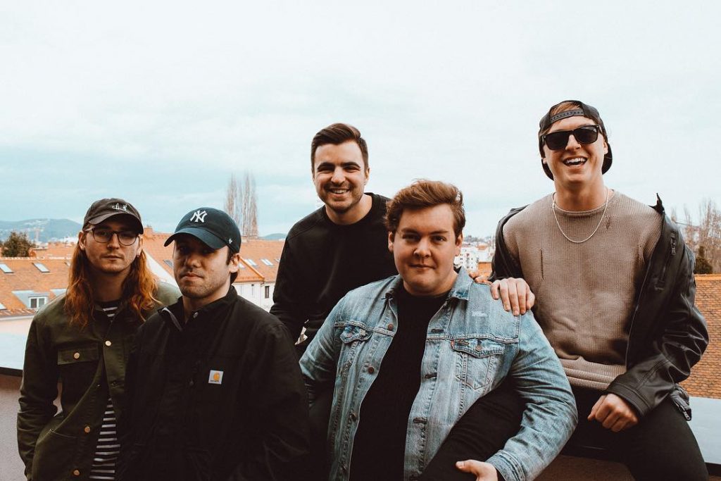 escucha-la-versin-acstica-de-secrets-de-state-champs-noticias-sin-categoria