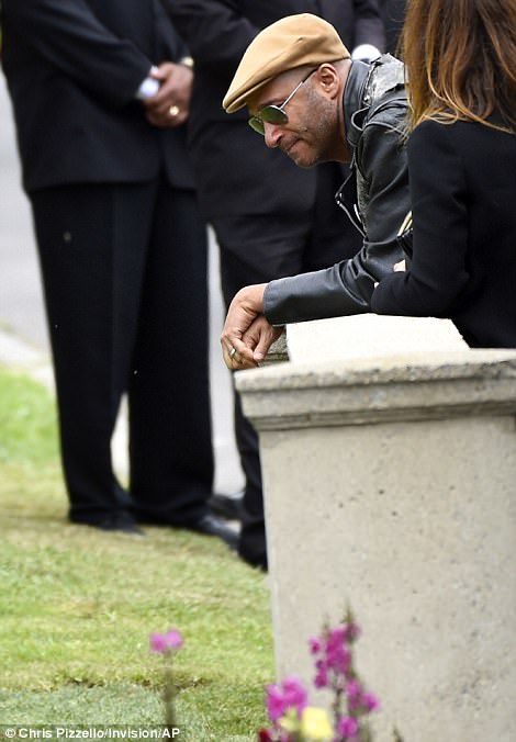 el-funeral-de-chris-cornell-noticias-sin-categoria