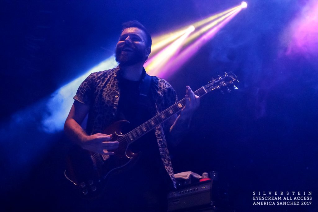 silverstein-en-el-plaza-condesa-fotos