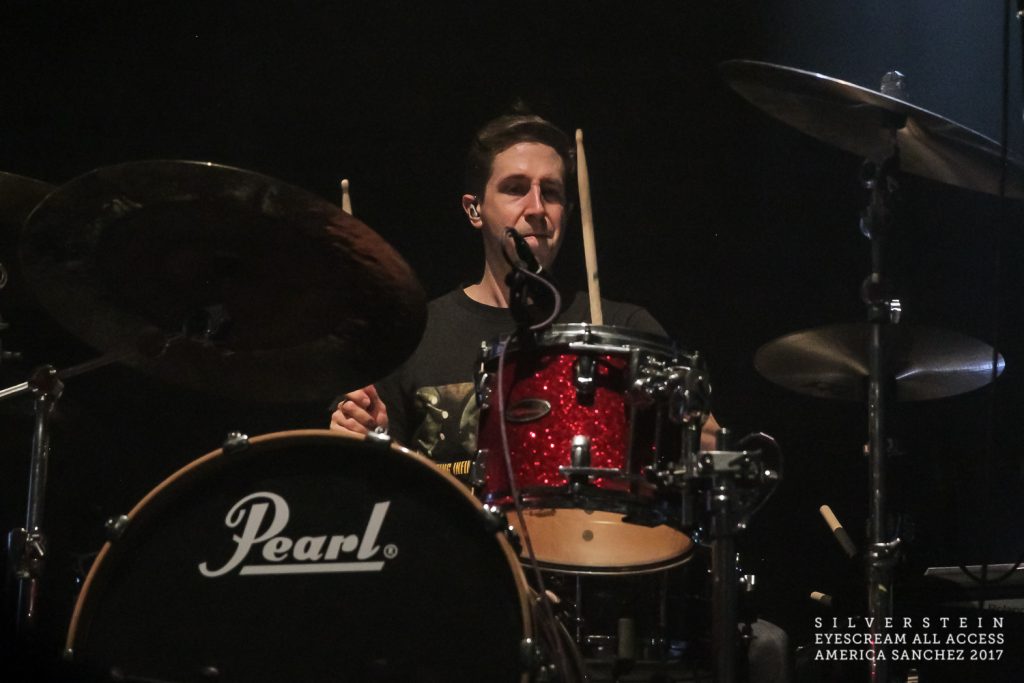 silverstein-en-el-plaza-condesa-fotos