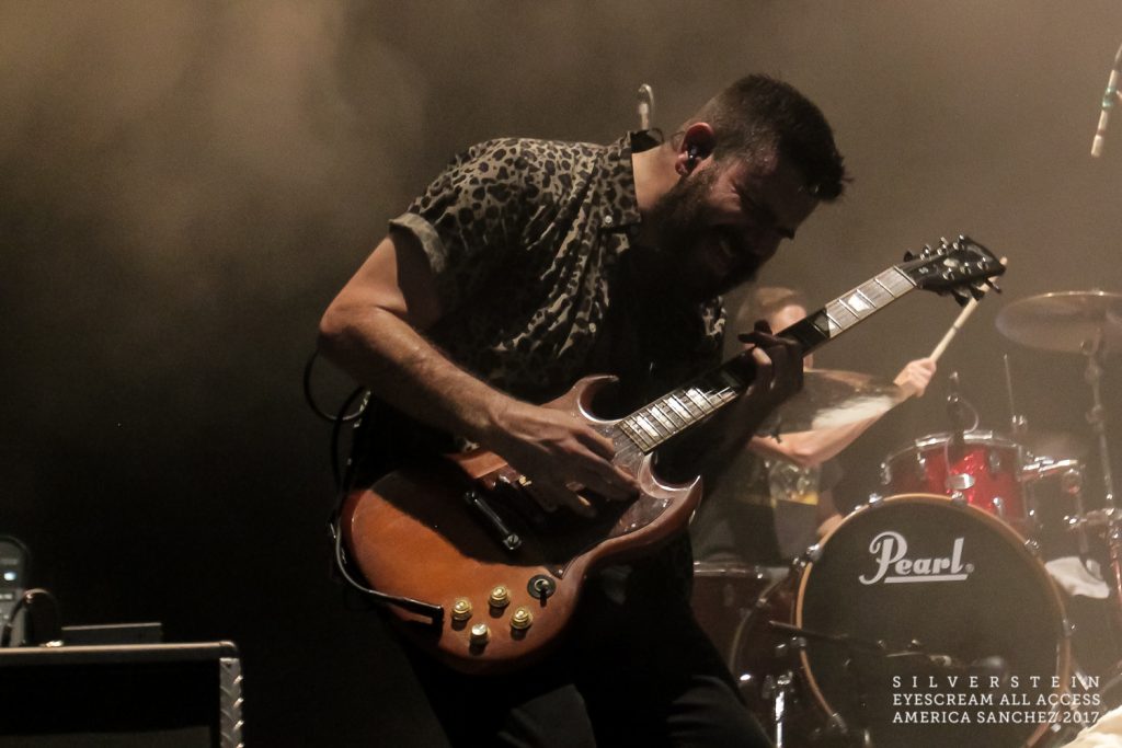 silverstein-en-el-plaza-condesa-fotos