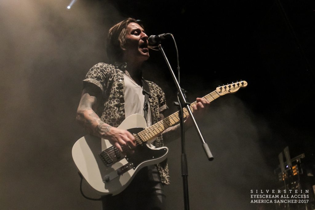 silverstein-en-el-plaza-condesa-fotos