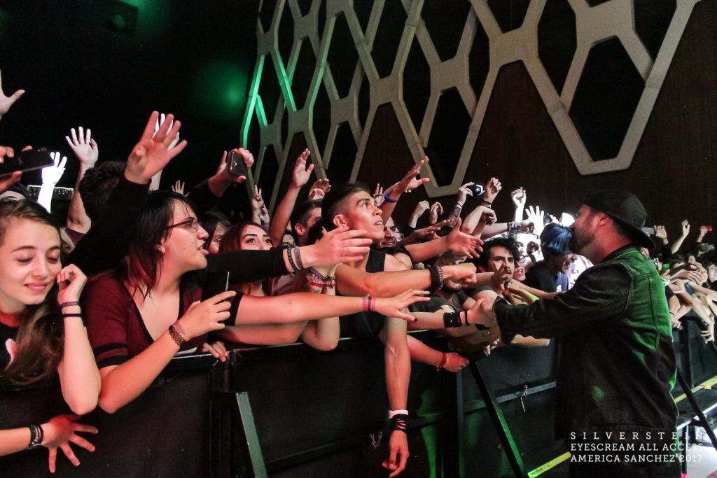 silverstein-en-el-plaza-condesa-fotos