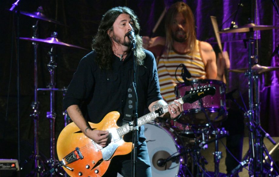 quitan-el-audio-de-foo-fighters-en-festival-y-continan-tocando-noticias-sin-categoria