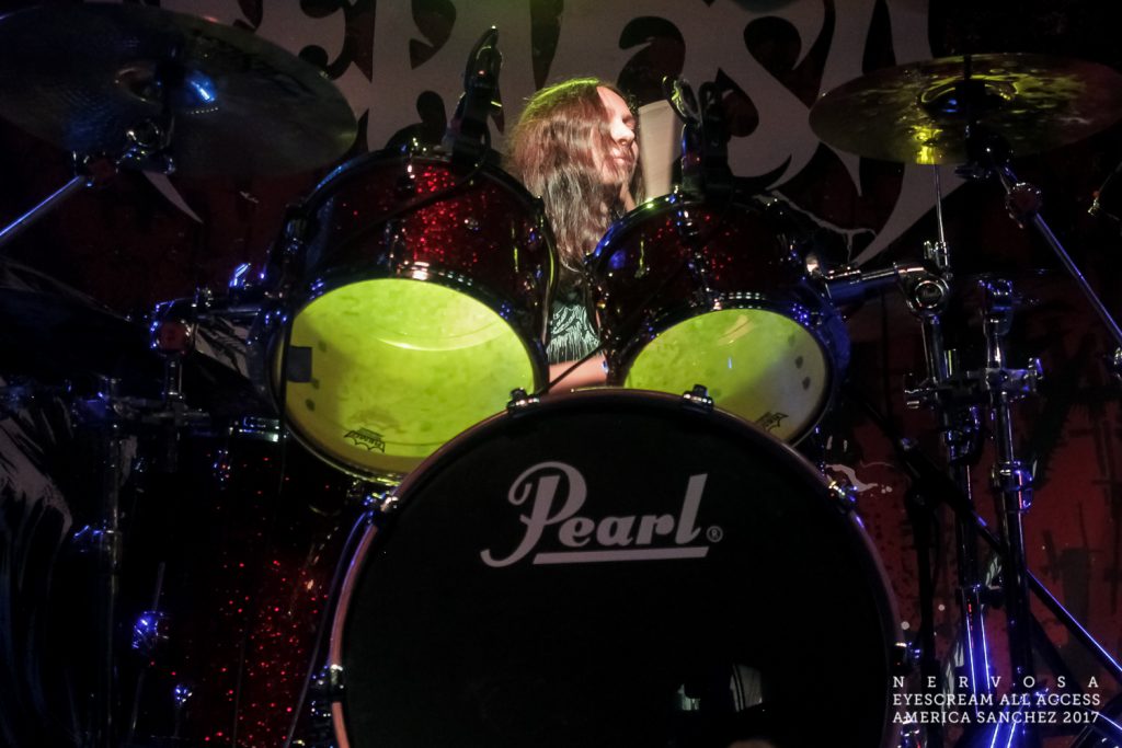 nervosa-en-el-foro-alicia-fotos-sin-categoria