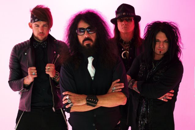 quiet-riot-vuelve-con-disco-nuevo-y-james-durbin-noticias-sin-categoria