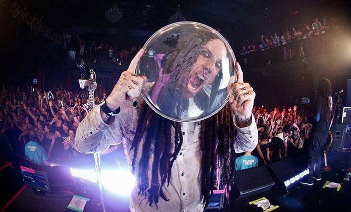 brian-head-welch-de-korn-le-llama-cobarde-a-chester-bennington-noticias-sin-categoria