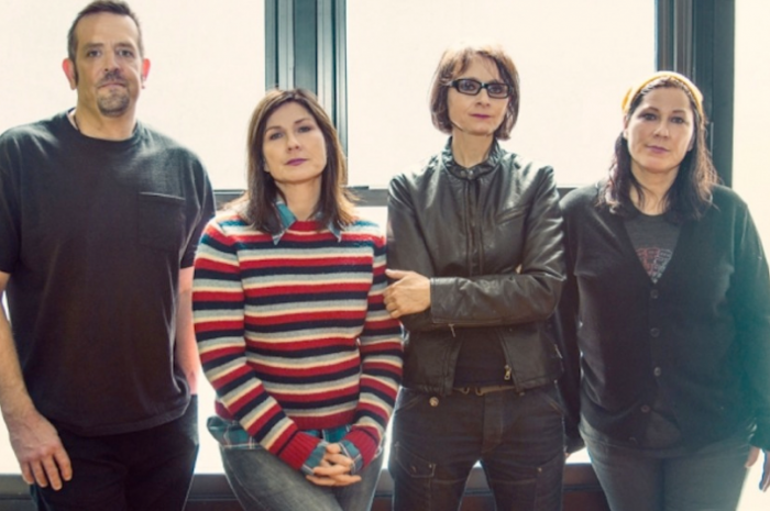 the-breeders-regresan-con-wait-in-the-car-noticias-sin-categoria