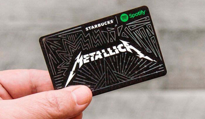 Metallica se une con Starbucks y Spotify con tarjetas de descarga con causa noticias sin-categoria metallica-se-une-con-starbucks-y-spotify-con-tarjetas-de-descarga-con-causa-noticias-sin-categoria