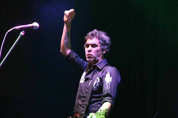 chicos-perros-y-attaque-77-celebran-30-aos-de-punk-rock-resenas-sin-categoria