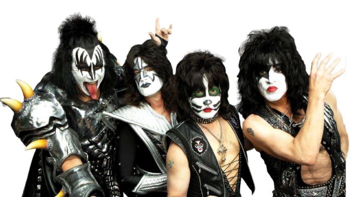 tommy-thayer-habla-sobre-la-locura-que-desata-i-was-made-for-lovin-you-de-kiss-noticias-sin-categoria