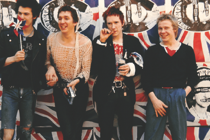 Johnny Rotten no está de acuerdo con el biopic a Sex Pistols - Eyescream  All Access