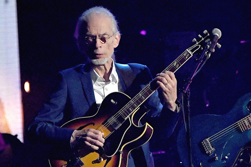 Yes - Alive 50 - Steve Howe