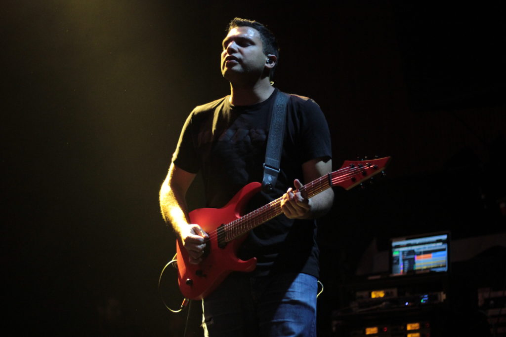 periphery-y-monuments-llenaron-de-progresivo-el-plaza-noticias-resenas-sin-categoria