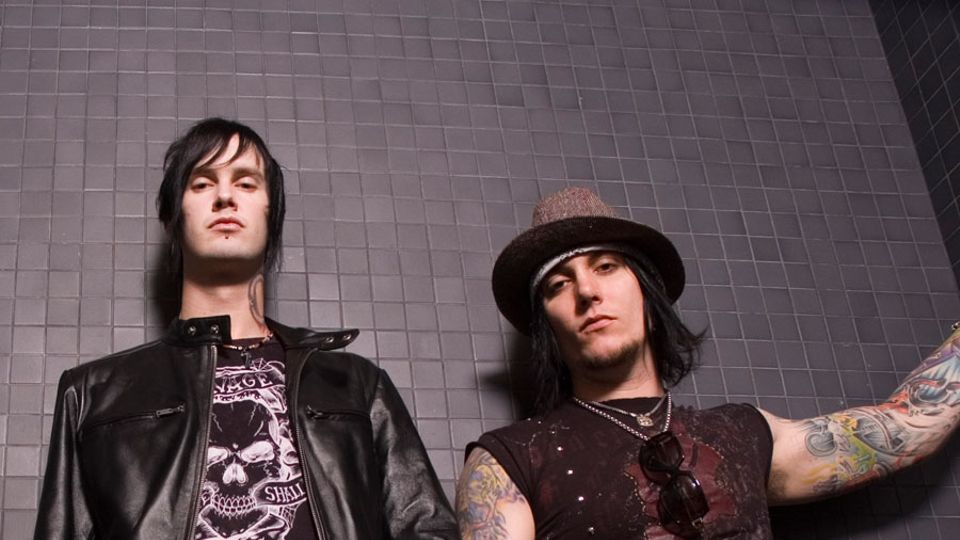 synyster-gates-habla-de-sus-primeros-encuentros-con-jimmy-the-rev-sullivan-noticias-sin-categoria