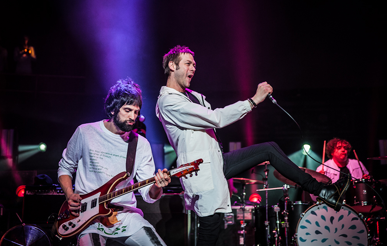 kasabian-se-pronuncia-en-el-caso-de-tom-meighan-noticias-sin-categoria