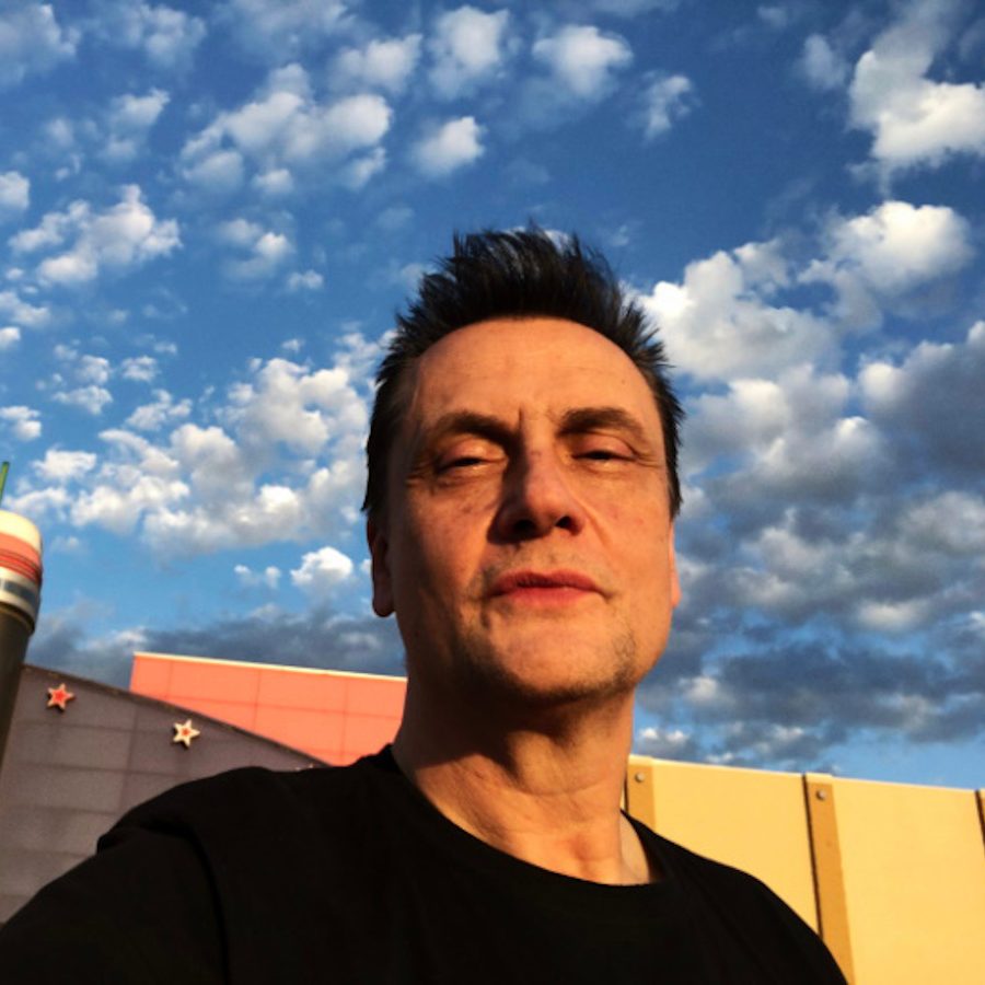 die-krupps-hace-un-cover-de-gang-of-four-con-el-nuevo-sencillo-to-hell-with-poverty-noticias-sin-categoria