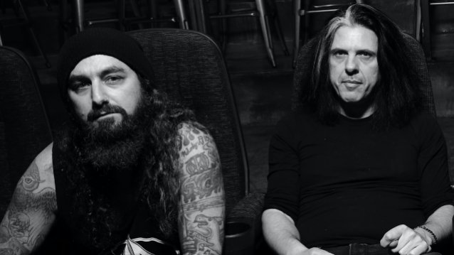 mike-portnoy-y-alex-skolnick-tienen-un-mal-presentimiento-sobre-el-impacto-de-covid19-en-las-prximas-giras-noticias-sin-categoria
