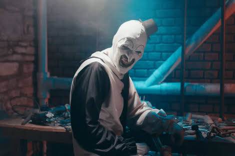 terrifier-2-el-payaso-siniestro-una-obra-de-arte-impactante-o-mejor-volver-a-ver-avatar--cine-cine-tv-noticias-sin-categoria