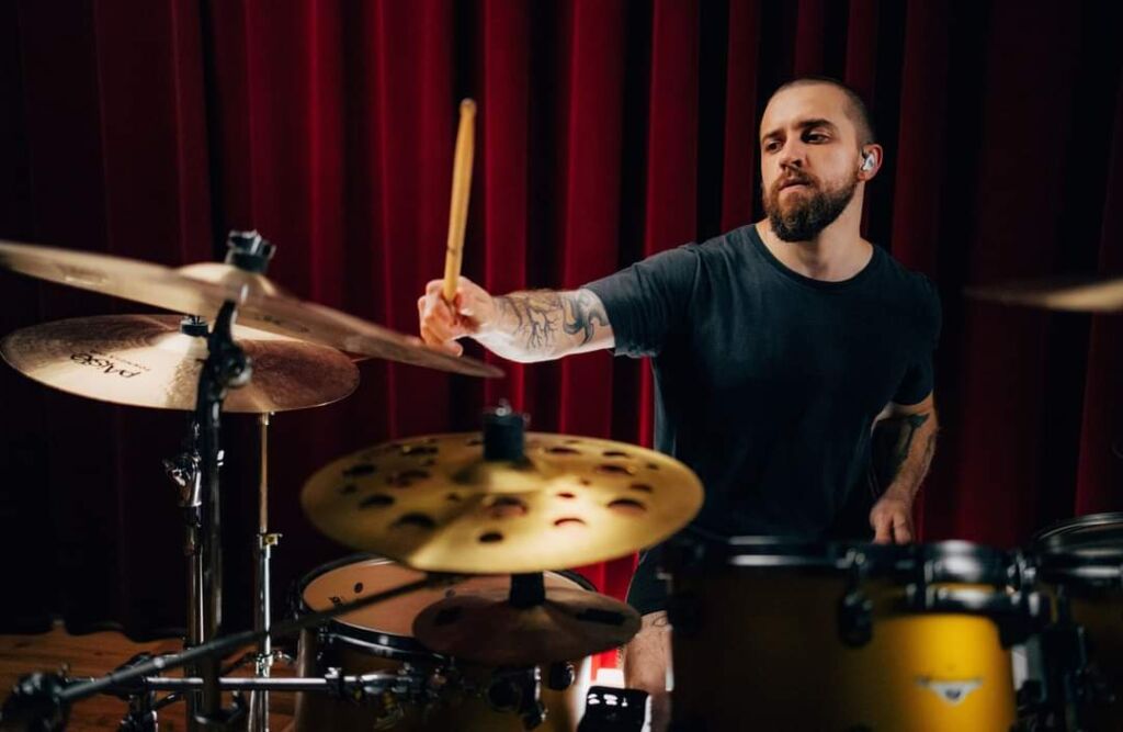 el-baterista-eloy-casagrande-deja-sepultura-para-unirse-a-otro-proyecto-noticias-sin-categoria