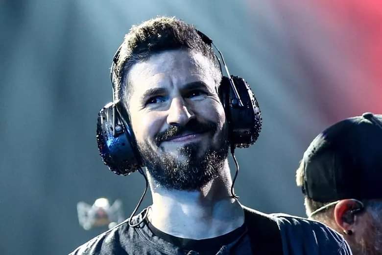brad-delson-explica-su-ausencia-en-la-gira-de-reunin-de-linkin-park-noticias-sin-categoria