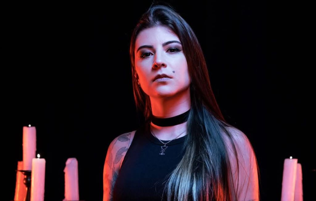 crypta-anuncia-la-salida-amistosa-de-la-guitarrista-jssica-di-falchi-noticias-sin-categoria