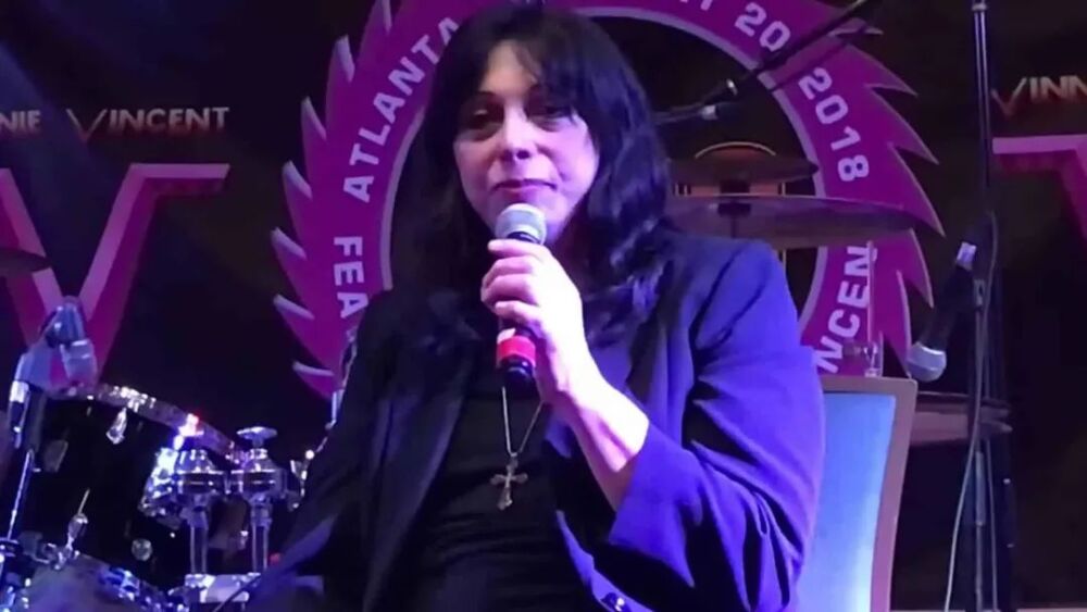 vinnie-vincent-responde-a-crticas-por-vender-su-nuevo-sencillo-en-200-dlares-noticias-sin-categoria