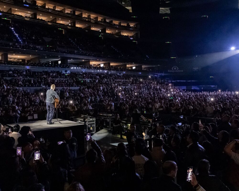 mi-pica-aventura-con-bryan-adams-del-meet--greet-sin-fotos-a-un-show-inolvidable-resenas-sin-categoria